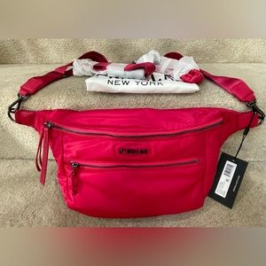 BNWT MZ Wallace Bowery Sling in Punch with Gunmetal Hardware Large Size